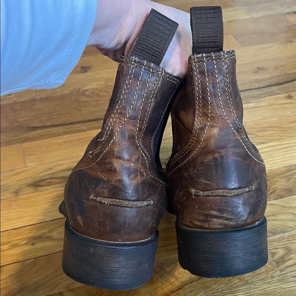 ARIAT MEN'S MIDTOWN RAMBLER WESTERN BOOTS - SQUARE TOE - Picture 5 of 7